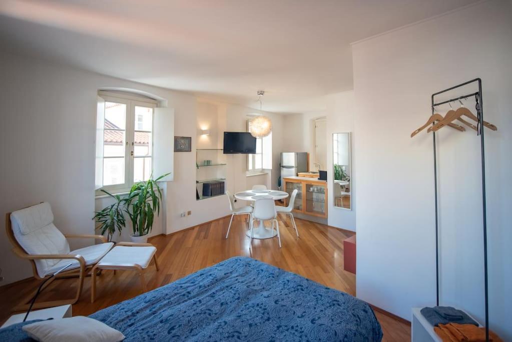 Torretta10 - Studio Apartment Trieste Luaran gambar
